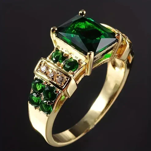 Exquisite Emerald Band Jula Jewelry