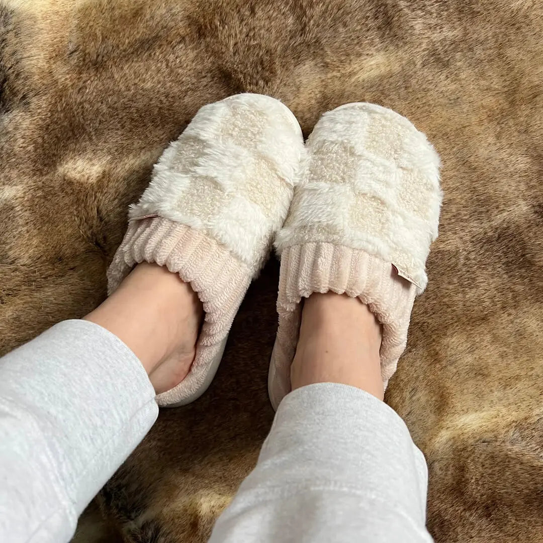 Slippers Soft Fluffy for Cozy Indoor Comfort SleepingPillow
