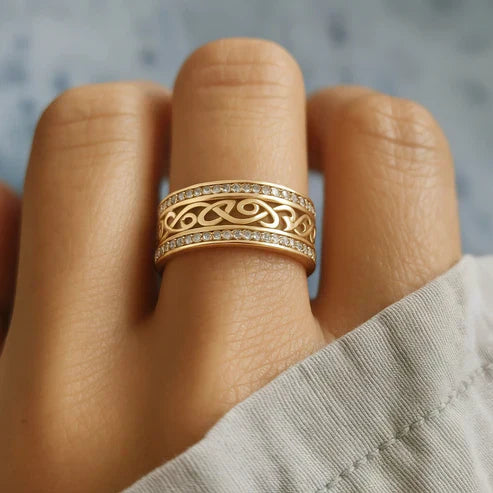 Radiant Hollow Golden Band Jula Jewelry