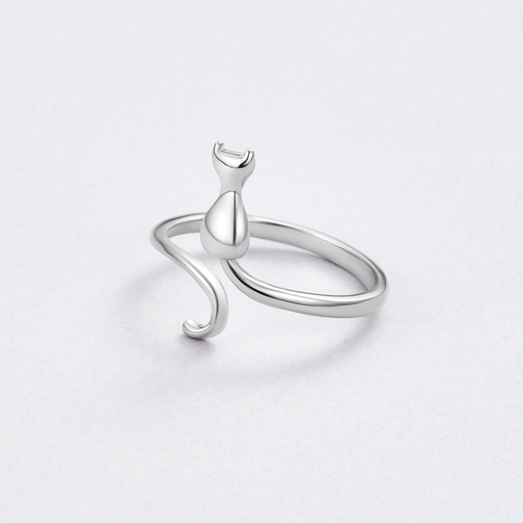 Silver Feline Design Ring Jula Jewelry
