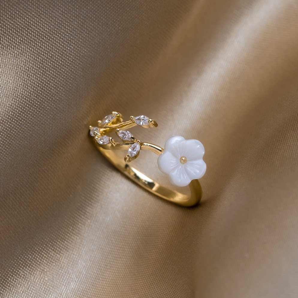 Gold Floral and Leaf Adjustable Ring Jula Jewelry